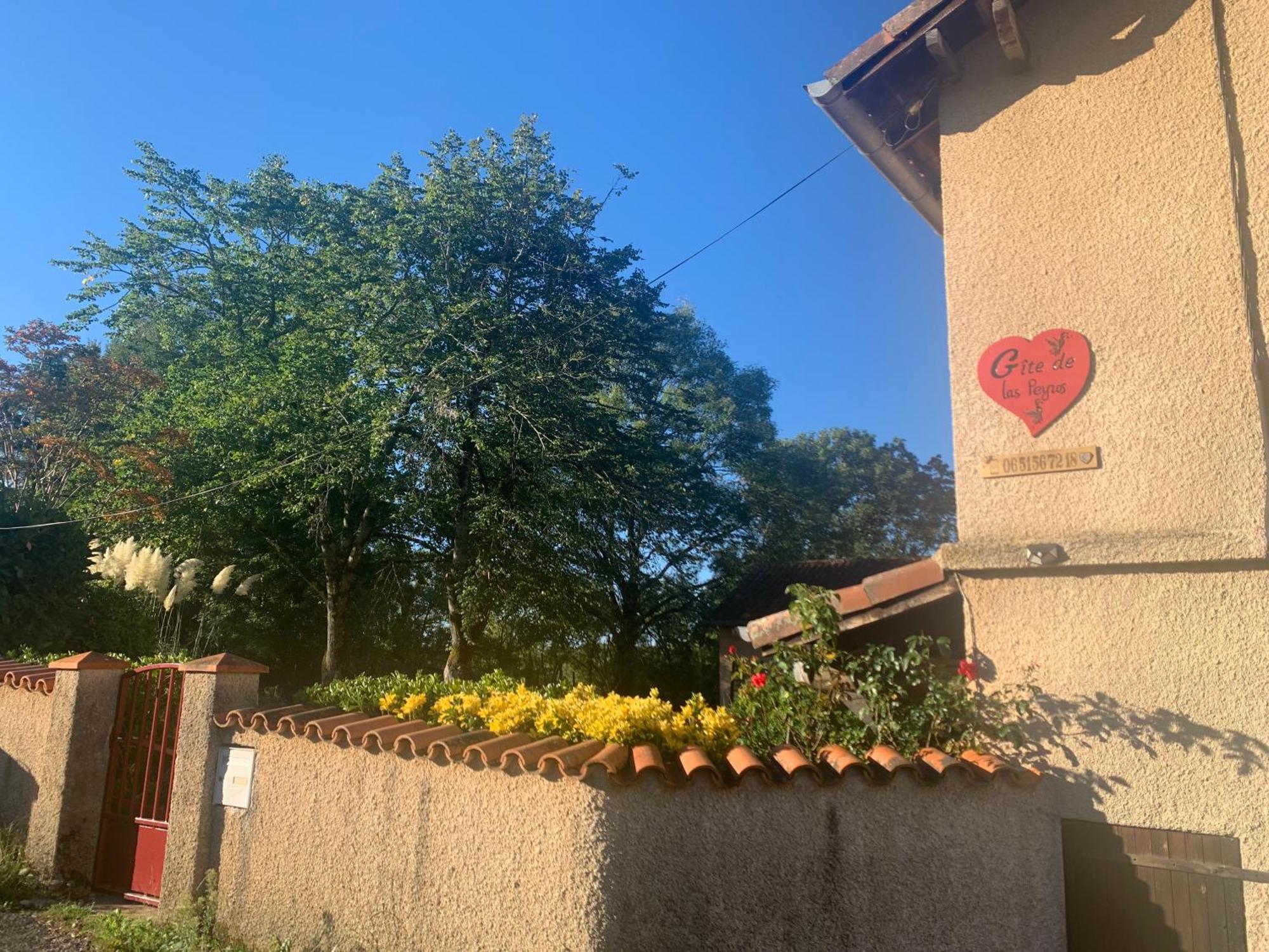 Le Gite De Las Peyros Mirandol-Bourgnounac Exterior foto